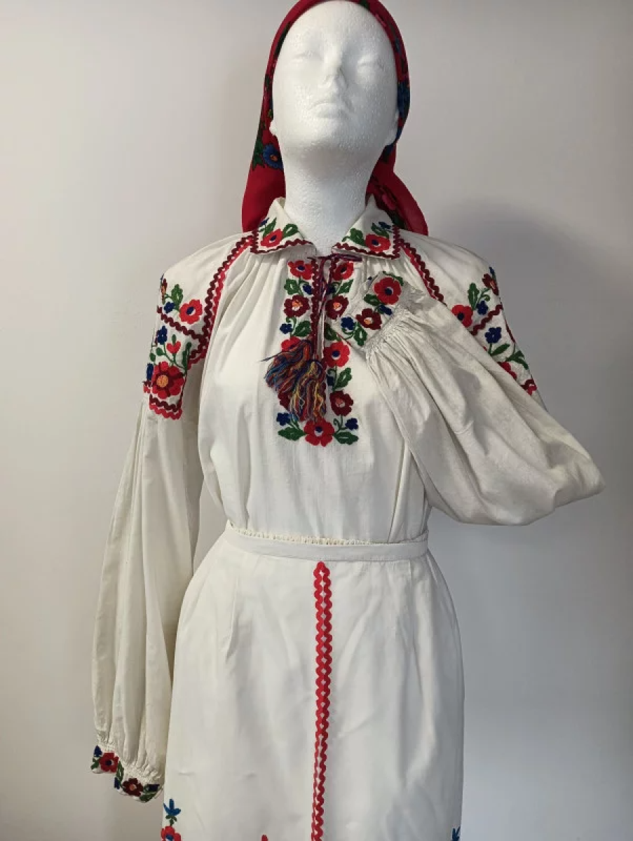 bluzka-damska-stylizowana-ukrainska.1_l