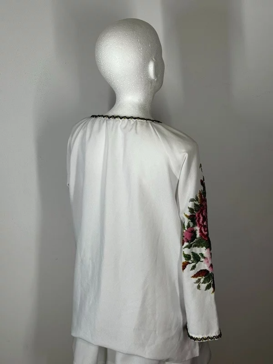 bluzka-wyszywana-koralikami-w-kwiaty.5_l