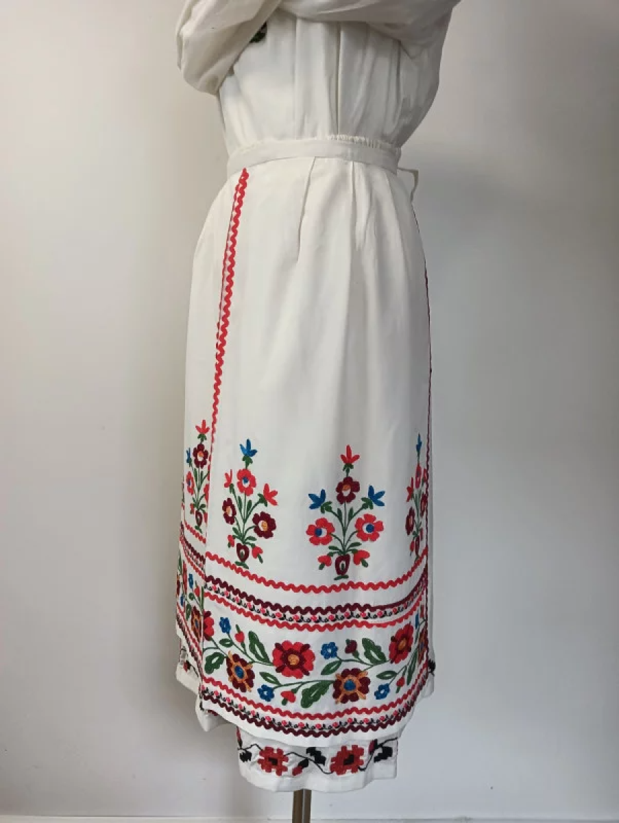 fartuch-damski-stylizowany-ukrainski.1_l